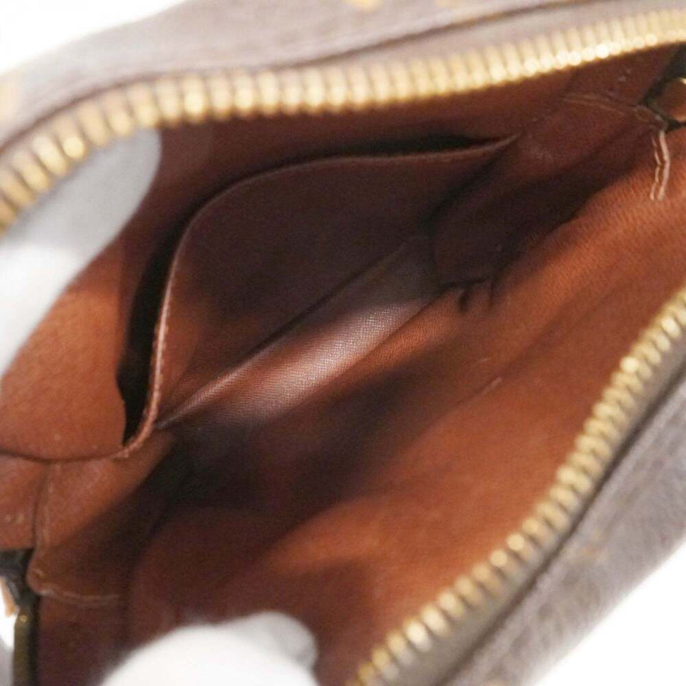 LOUIS VUITTON Brown Monogram Shoulder Bag - Picture 4 of 12